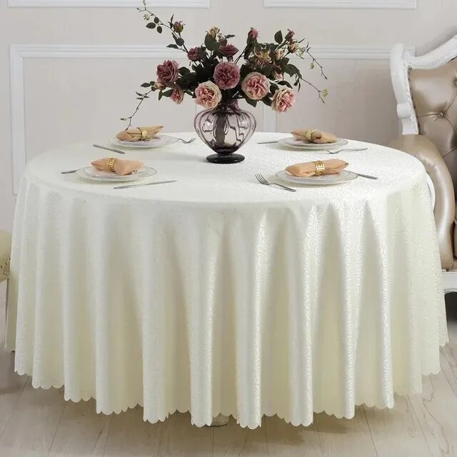 Скатерть tablecloth jh20201. Скатерть на круглый стол для кухни. Черно белая скатерть круглая. Столик со скатертью. Велюровая скатерть круглая.