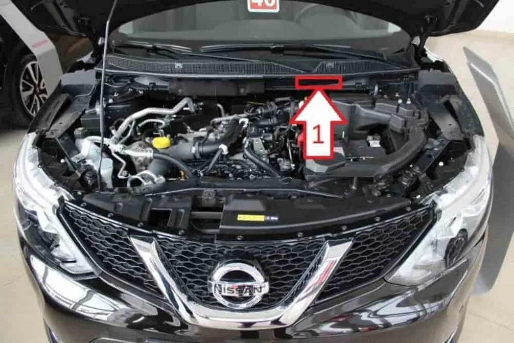 Nissan Qashqai j11 под капотом. Вин номер Nissan Qashqai. Nissan Qashqai j11 VIN. VIN номер Nissan Qashqai 2021.