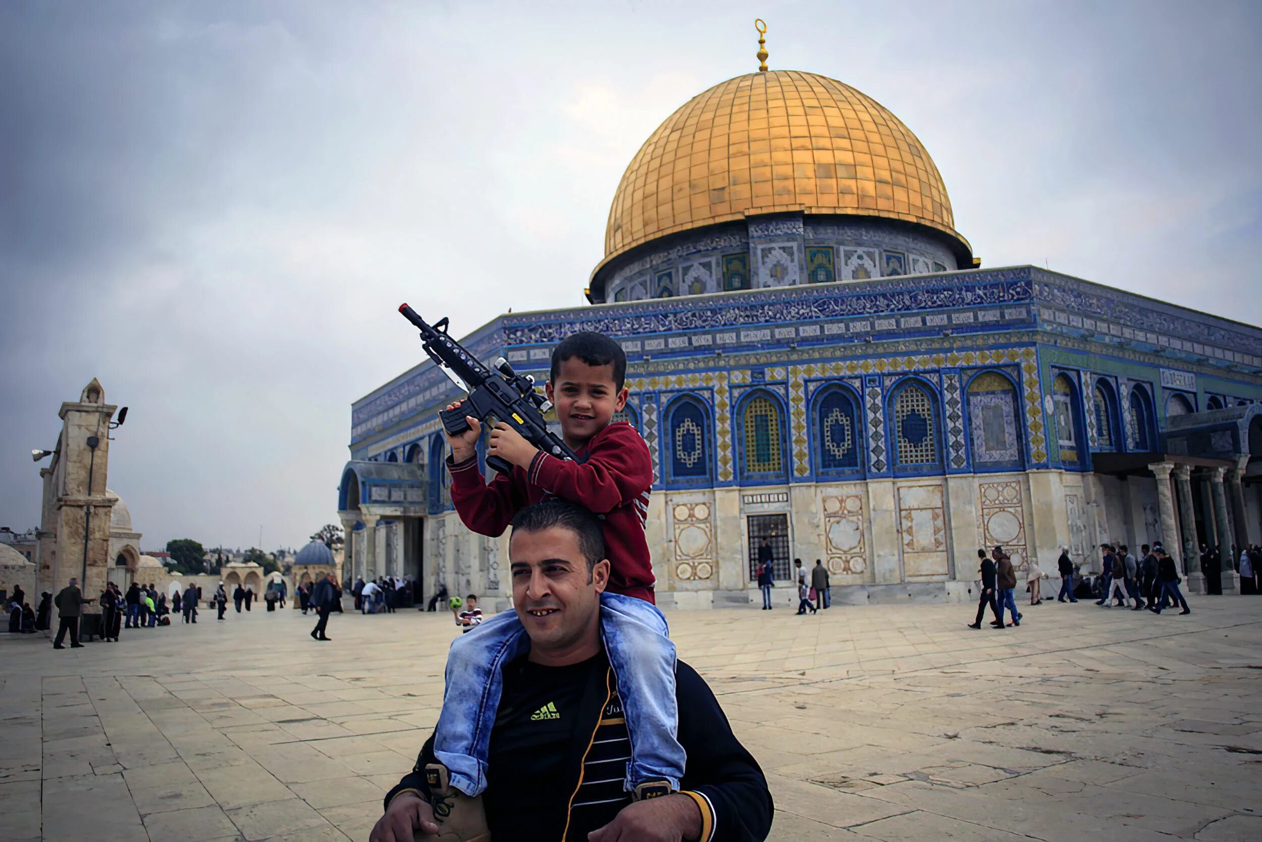 Арабы иерусалима. Арабы в иерусалиме. Шейх-джаррах. Арабы иерусалима. Израиль арабы-палестинцы.