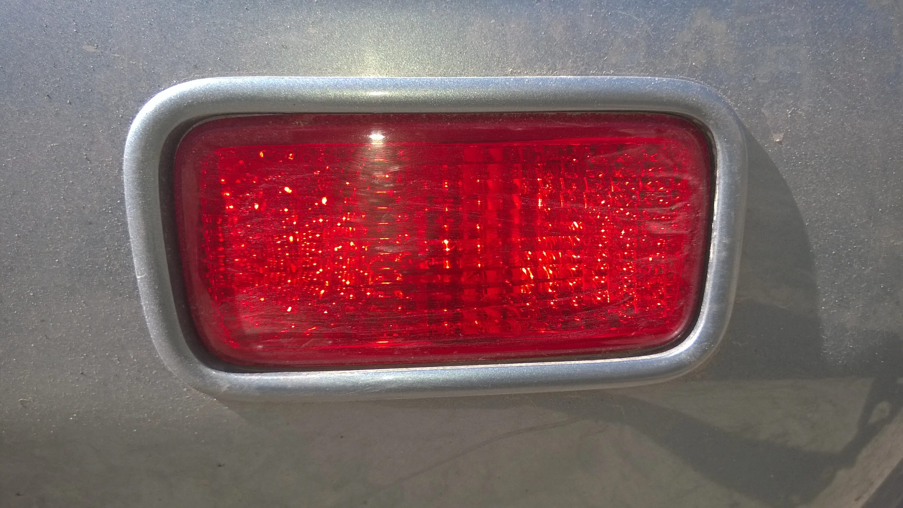 Задняя птф lancer 9. Задняя птф митсубиси паджеро 3. Norden mt412087r. Задние противотуманные фонари митсубиси лансер 9. Задний птф лансер 9 артикул.