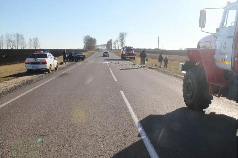 Новости в орле и орловской области происшествия. Болховскии РН Черногрязка Болховский. Черногрязка Орловская область. Ситуация на дороге в Орловской области сегодня. Авария Болховский район сегодня.