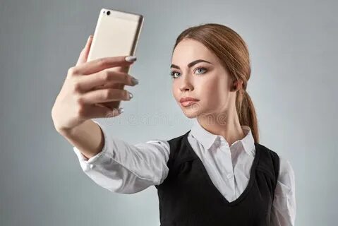 Получить просьбу сделать селфи