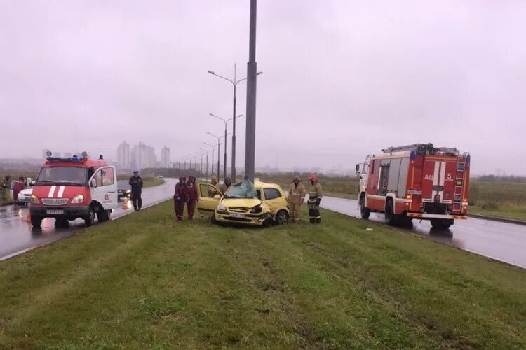 Дтп пермь вчера на восточном обходе фото На Восточном обходе Перми в результате ДТП загорелся автомобиль Вести-Пермь
