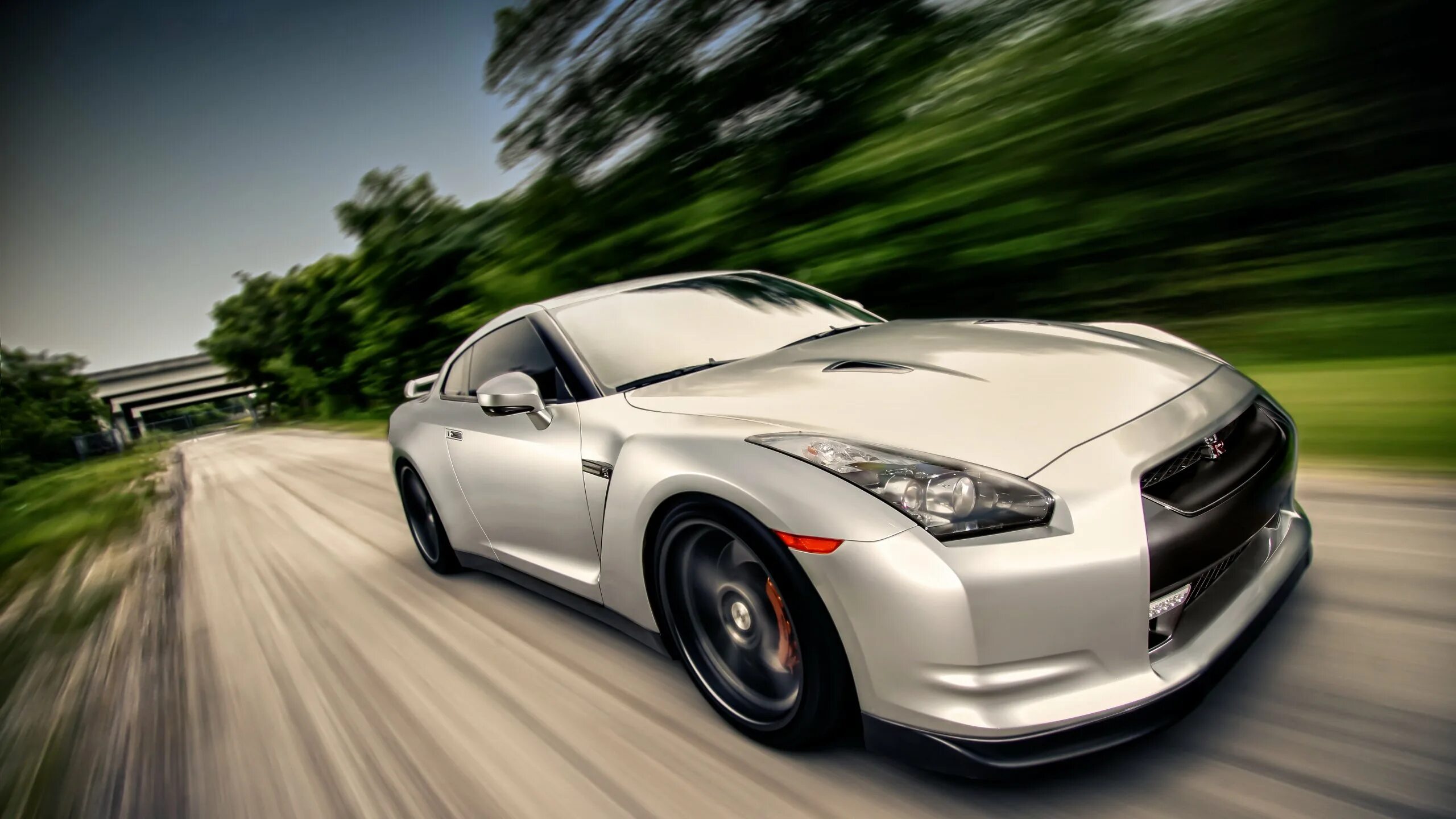 Nissan GTR r35. Ниссан ГТР серебристый. Ниссан ГТР 35. Nissan GTR Nismo. Про машины скорости