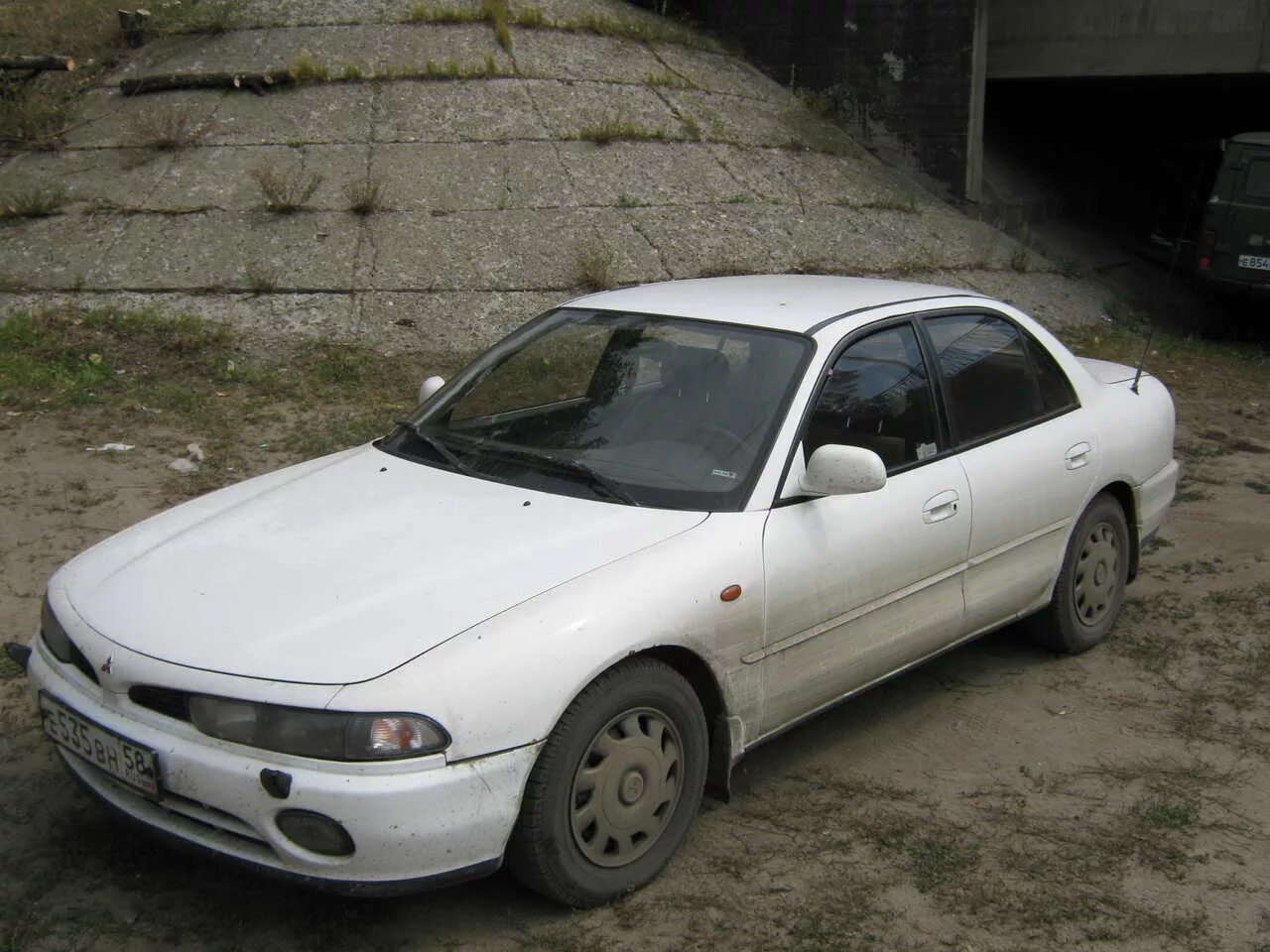 Mitsubishi 1993. Мицубиси Галант 1993. Mitsubishi Galant 1993. Митсубиси Галант 1993 года. Митсубиши Галант 1993.