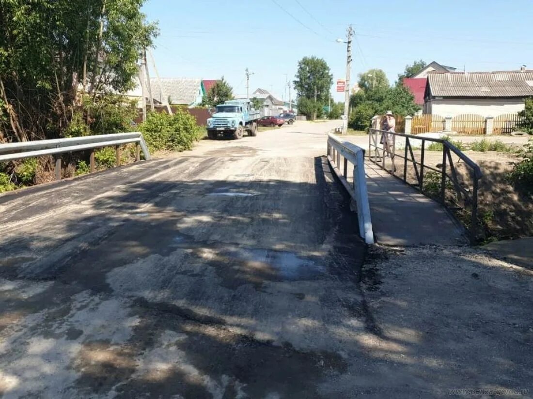 Мост в кривозерье пенза новый. Новый батайский мост. Открытие моста батайская пенза. Пешеходный мост пенза. Понтонный мост пенза.