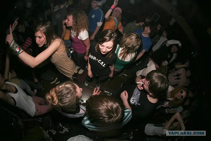 Клубы после 12