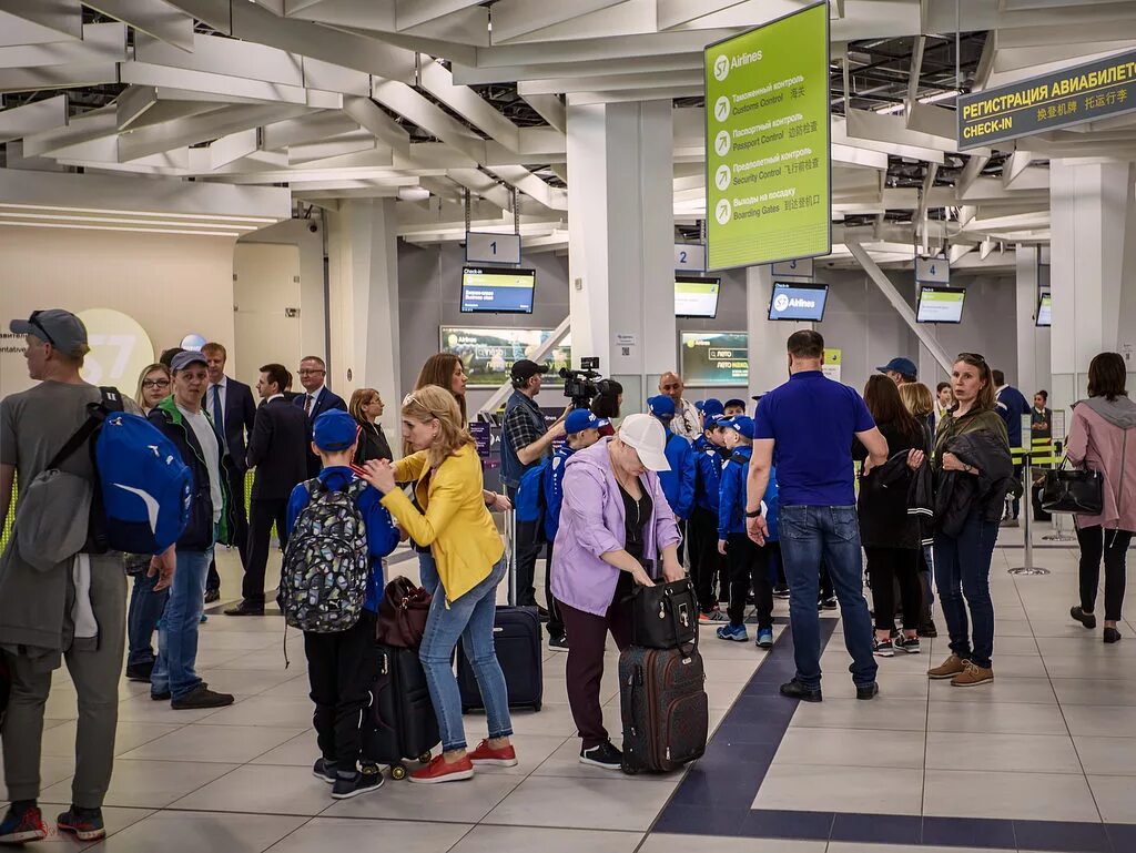 Аэропорт Новосибирск. Аэропорт Толмачево Новосибирск. Аэропорт Толмачево Новосибирск фото. Пассажиропоток в аэропорте толмачёво. Отзывы аэропорт новосибирска