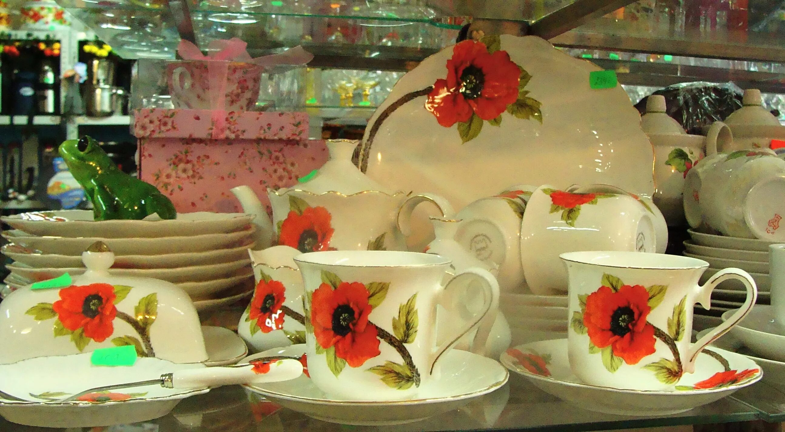 анна лафарг посуда оптом. посуда опт москва дешево. оптовая база посуды весёлый стаканчик. склад посуды. посуда опт москва дешево.