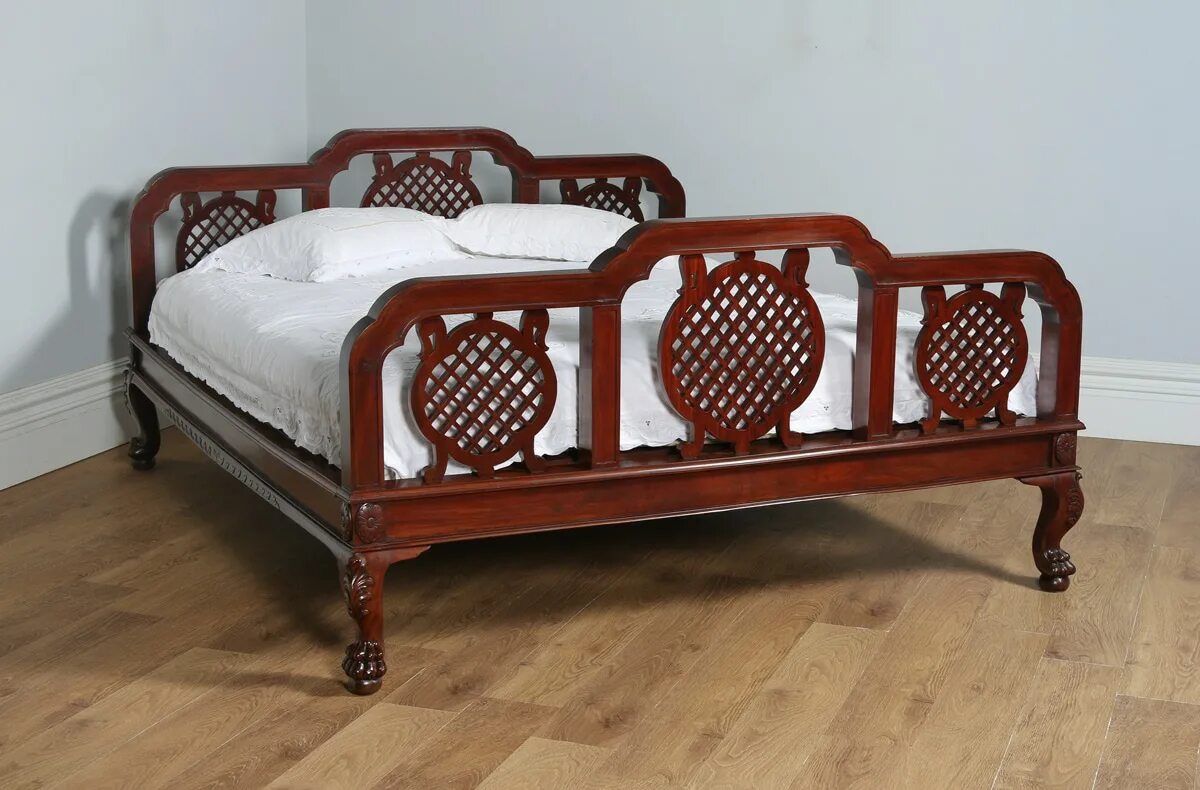 B0k3p india. Индийская резная кровать. Мебель из Индии кровати. Старинная индийская кровать. Плетеная кровать Индия.