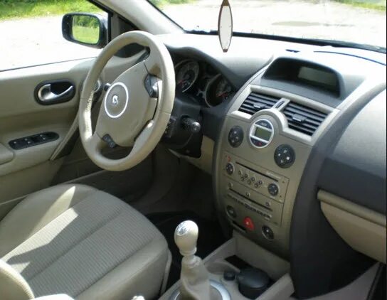 Рено меган 2008 комплектации экстрим. Рено меган 2 экстрим комплектация. Рено меган 2008 салон. Рено меган 2008 комплектации экстрим. Меган комплектация экстрим.