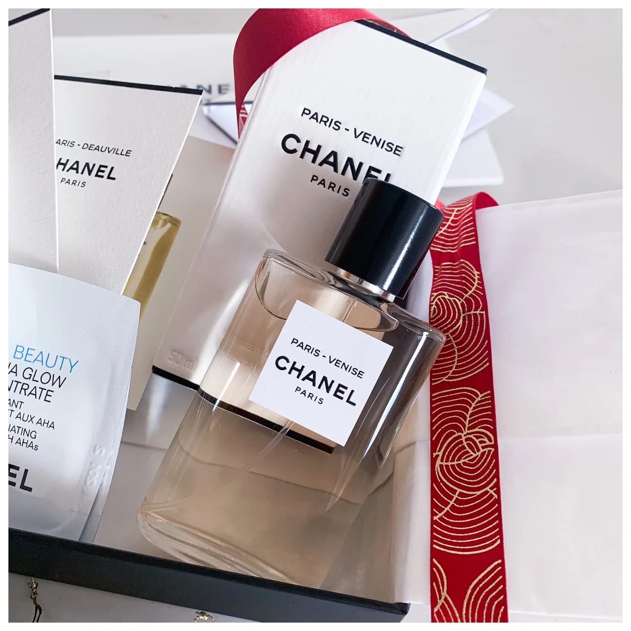 Paris riviera chanel. Шанель париж венеция. Шанель париж венеция. Chanel paris venice. Chanel biarritz духи.
