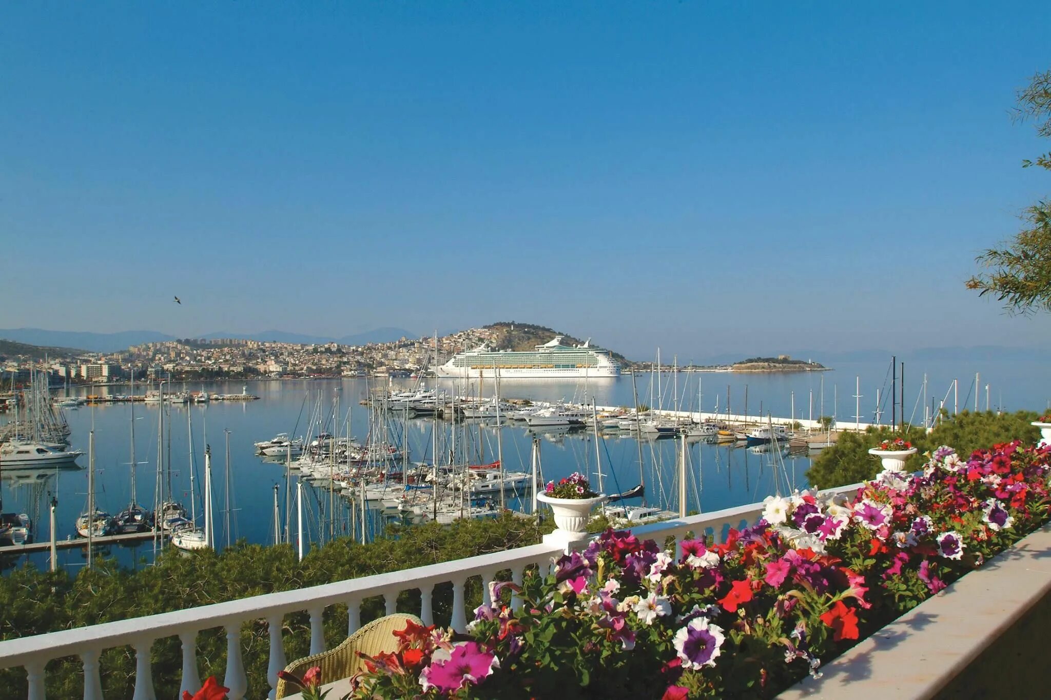 Kusadasi турция. Остров турции измир. Измир турция кушадасы. Измир кушадасы. Кушадасы море.