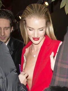 Rosie Huntington-Whiteley’s Tit Flash in London (12 Photos) .