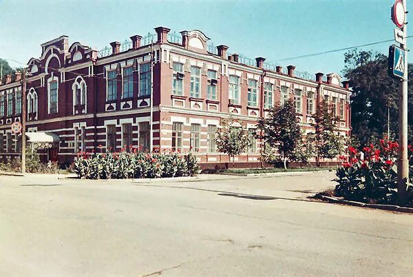 Школа пономаренко в славянске на кубани. Музыкальная школа славянск. Школа искусств славянск на кубани. Дши пономаренко славянск. Школа искусств славянск на кубани.
