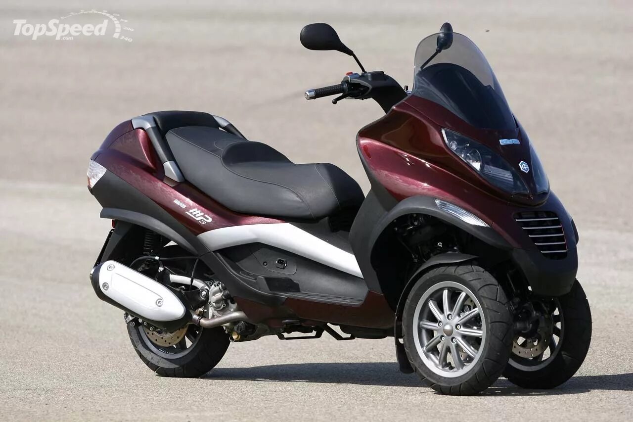 Быстрые мопеды. Трёхколёсный максискутер Piaggio 400. Vectrix Maxi Scooter. Piaggio mp3 250. Скутер Пьяджо 250 куб.