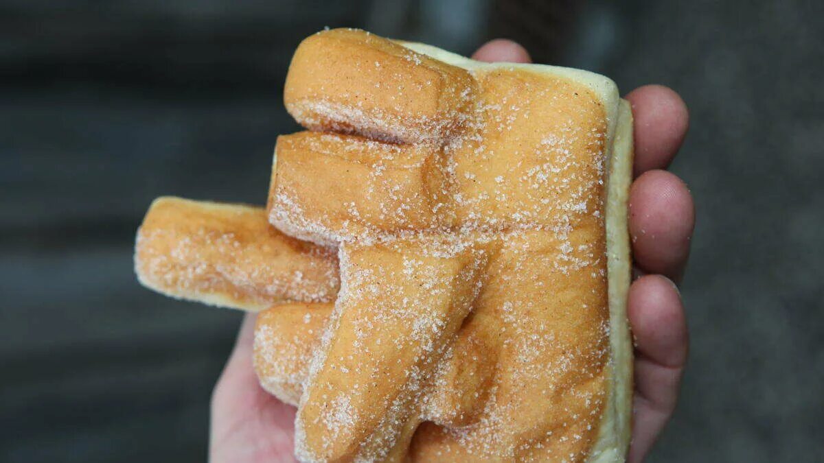 2 в парадный 1 в шоколадный. Средний палец. Stink finger. Нос гифка. Stinky fingers.