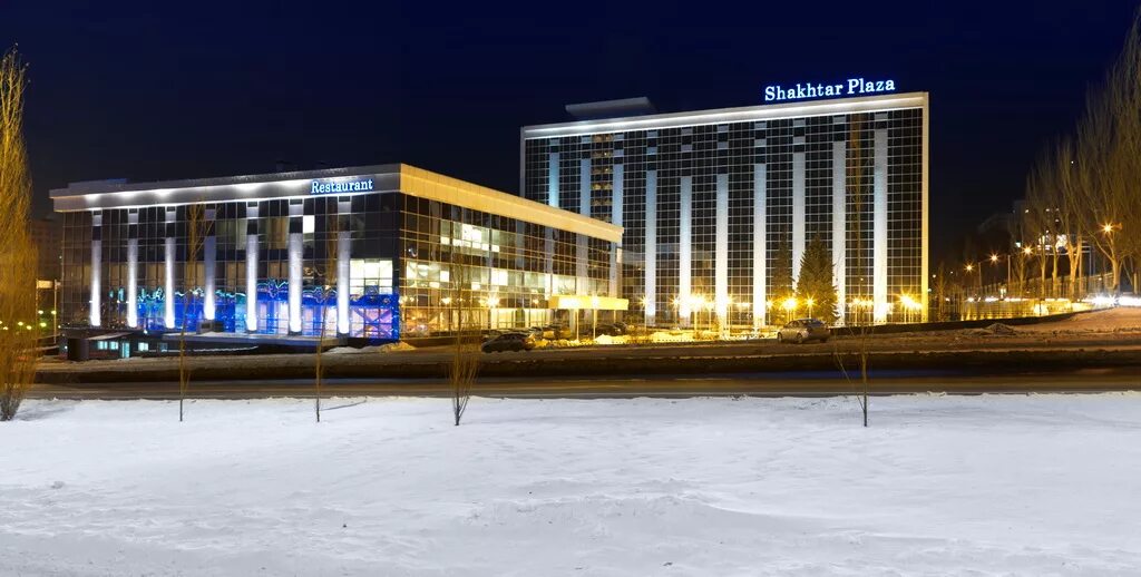 Шахтар плаза донецк. Отель шахтар плаза донецк. Шахтар плаза донецк. Гостиница шахтар плаза в донецке. Шахтер плаза донецк днр.