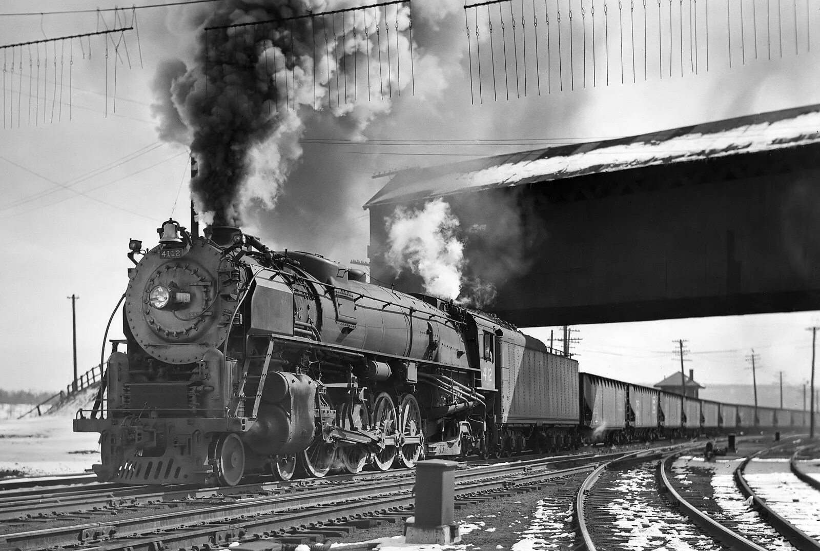 братишка дунул паровоз слушать