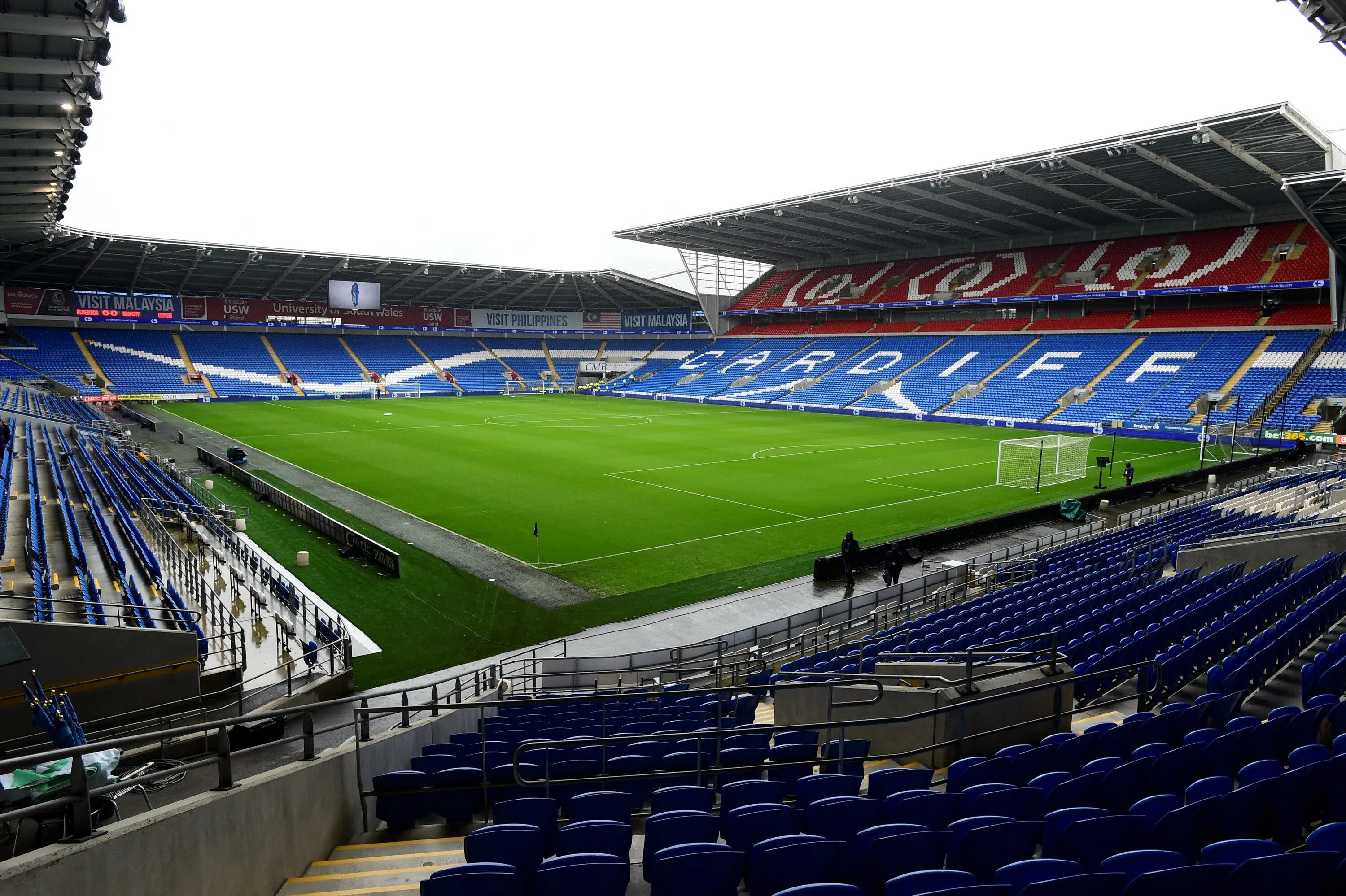 Кардифф Сити Стэдиум. Cardiff City Stadium. Millennium Stadium Кардифф Уэльс футбольный стадион. Стадион Кардифф Сити Кардифф.