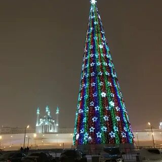 Какая елка в казани