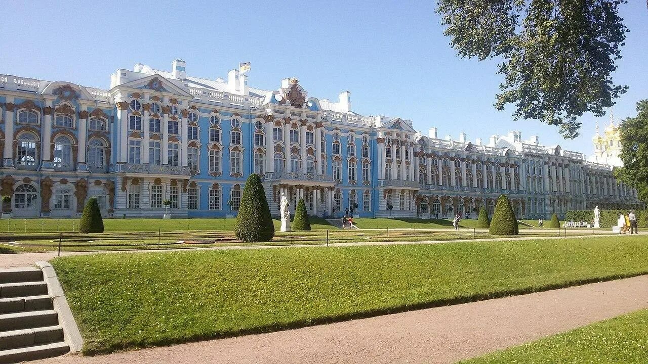 Дворцовые комплексы 18 века