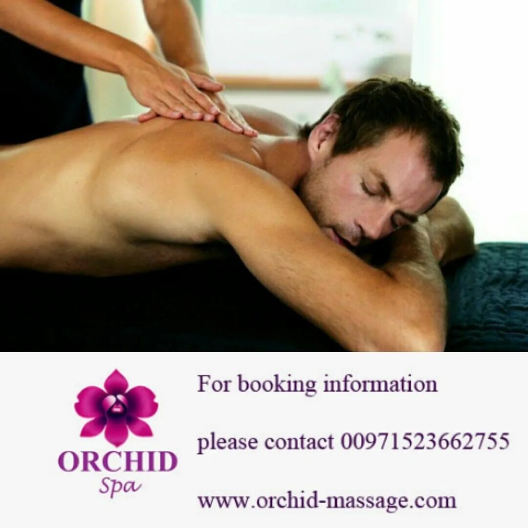 Два парня делают массаж парню. Два парня делают массаж парню. Два парня делают массаж парню. Эротический массаж мужчине. Массаж мальчика подростка.