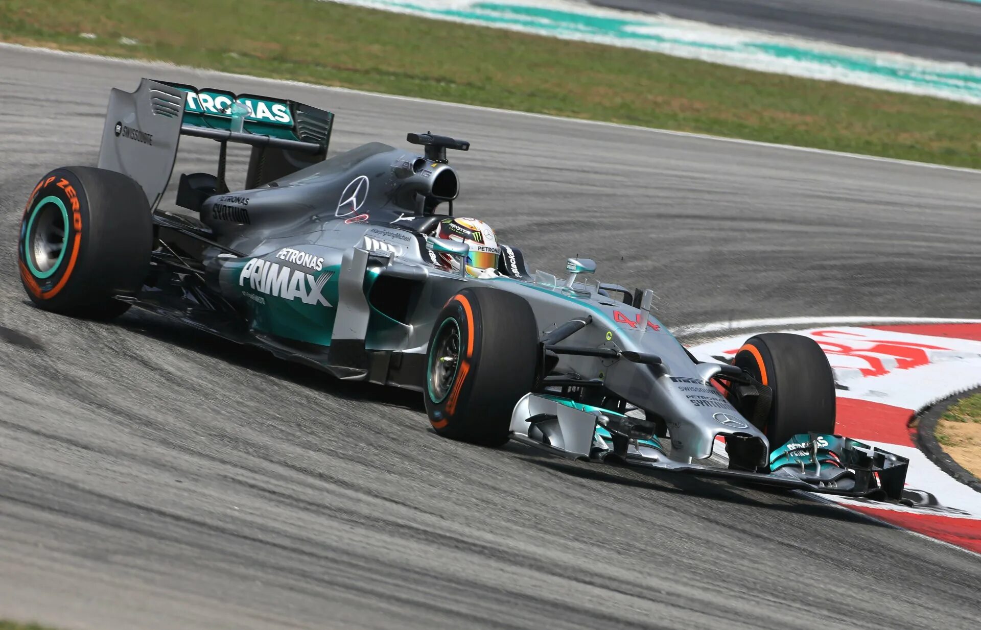 Формула 1 11. Mercedes AMG f1 w05. Mercedes AMG Petronas f1. Mercedes f1 w05 Hybrid. Mercedes w05 f1.