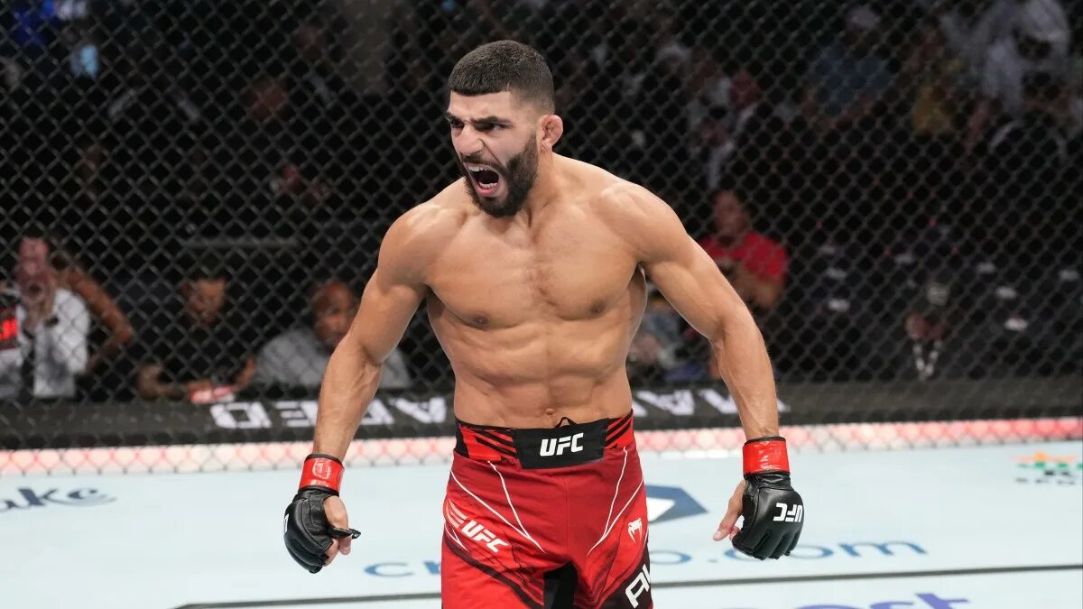 Ufc 278 кард. Amir Albazi. Амир Албази боец юфс. Perez Mokaev UFC.