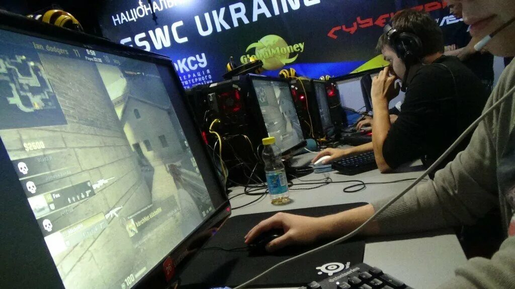 Лан турнир КС го. КС го на компе. Лан турнир КС 1.6. КС на компьютер. Is gaming ru