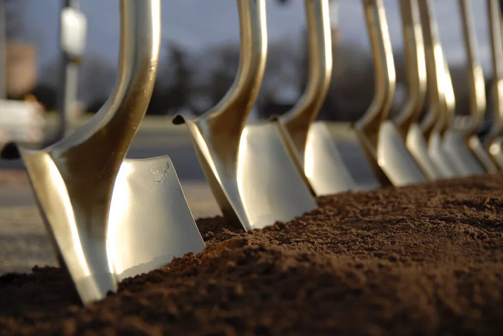 Break ground. Groundbreaking. catching gold diggers. catching gold diggers site. broken on the ground.