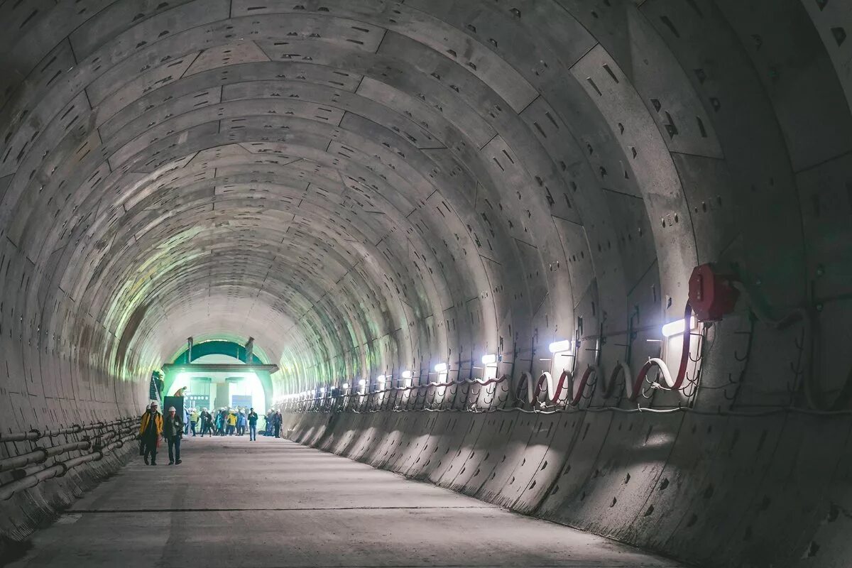 Включи доп станцию. Двухпутный тоннель Некрасовской линии. Тоннели метро Москвы Некрасовская линия. Самый большой туннель в Москве. Тоннели Некрасовской линии.