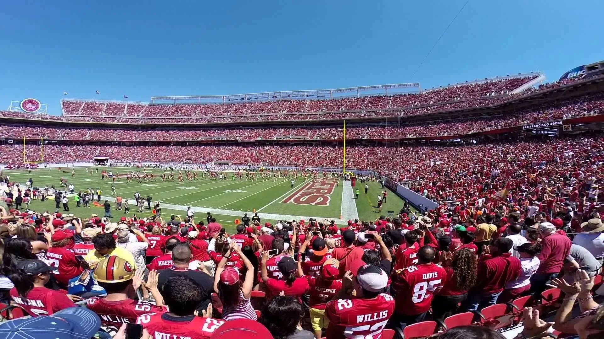 San Francisco 49ers. Levis Stadium of the San Francisco 49ers. Сан Сиро. Прическа стадион.