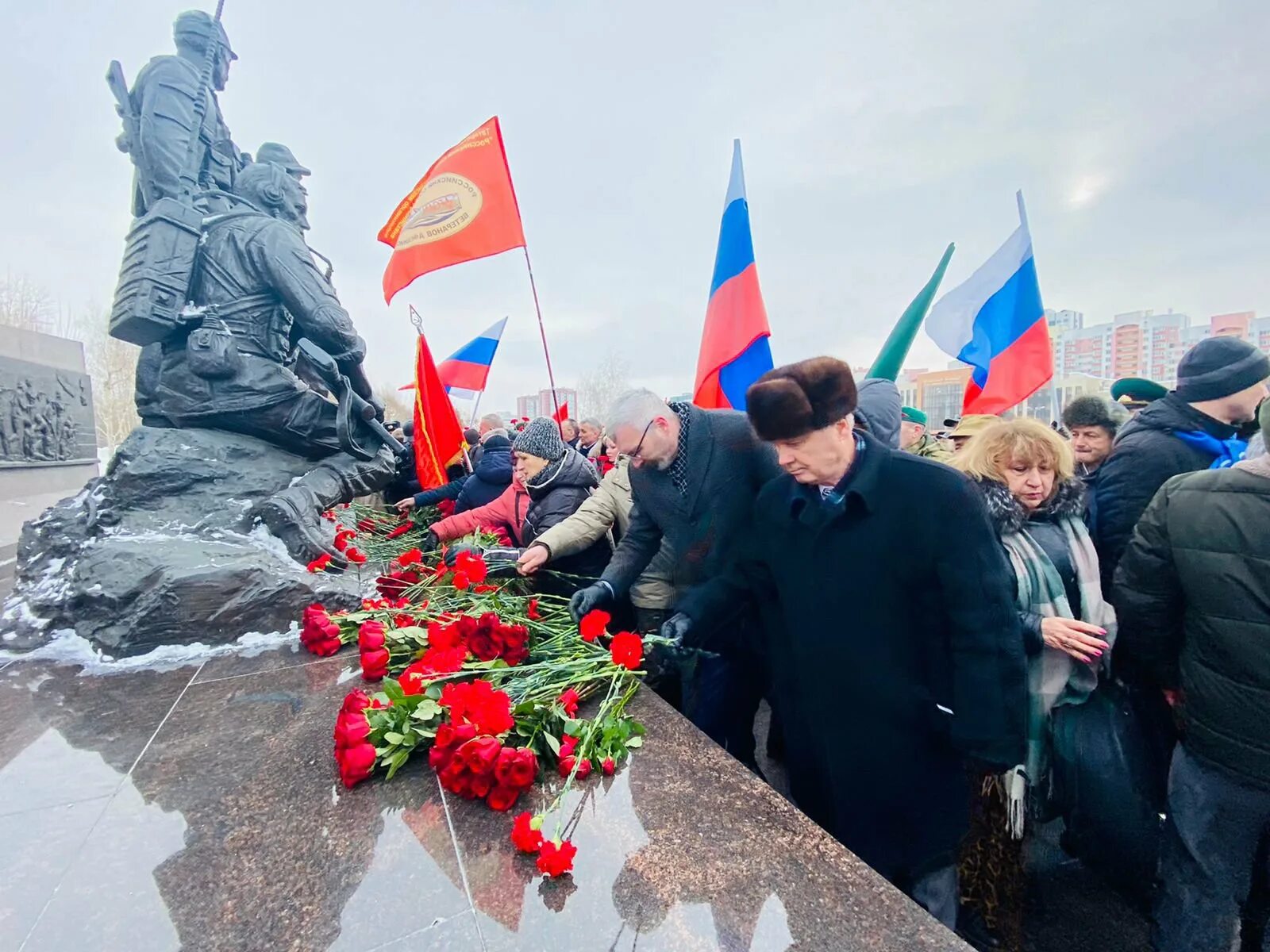 Митинги в Татарстане. Возложение цветов в годовщину. Возложение цветов в парке интернационалистов Санкт-Петербург. Возложение цветов к памятнику седой Урал.