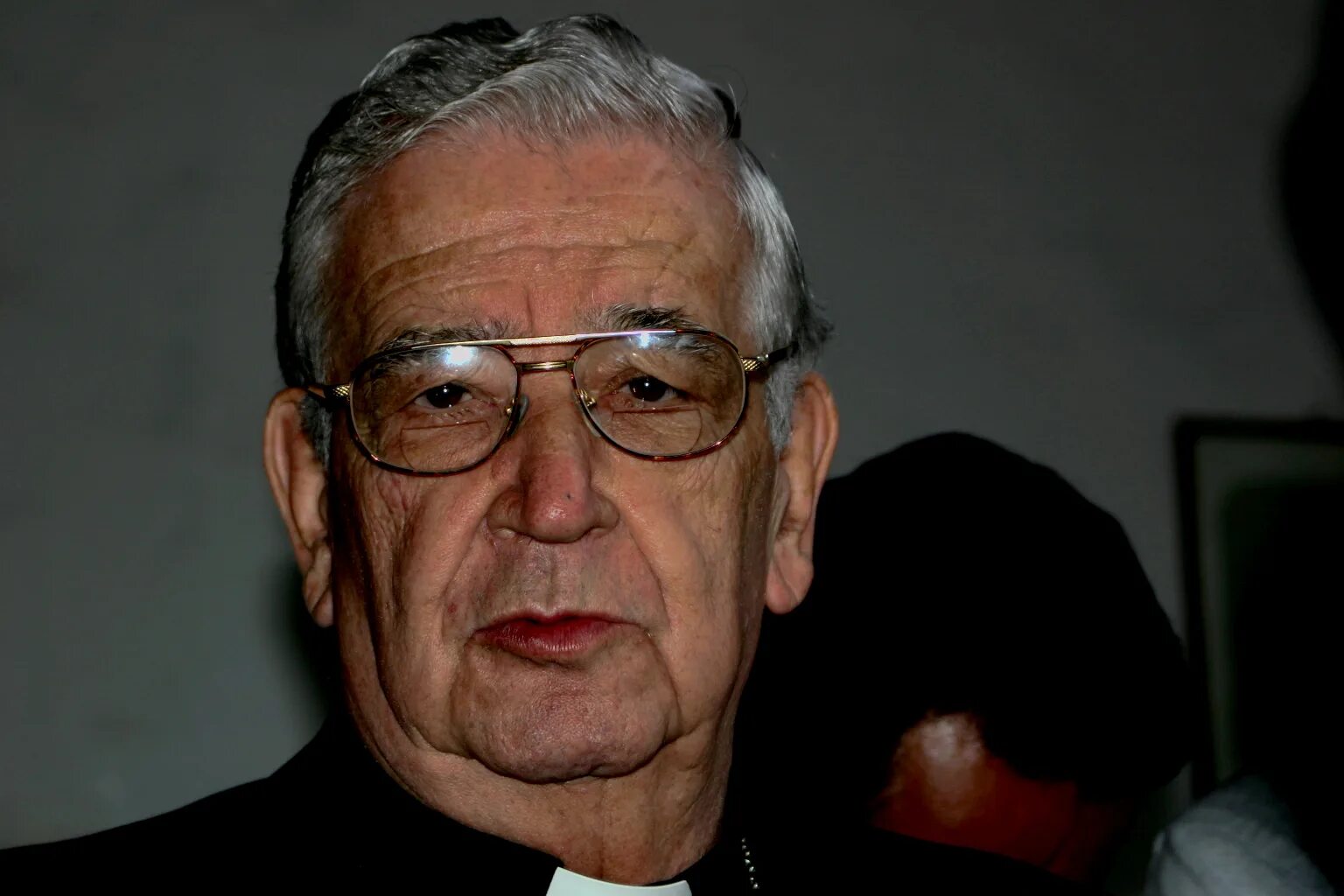 Родольфо мачадо. Родольфо мачадо и дикий ангел. Родольфо мачадо. Родольфо мачадо и дикий ангел. Osamnli toruno.