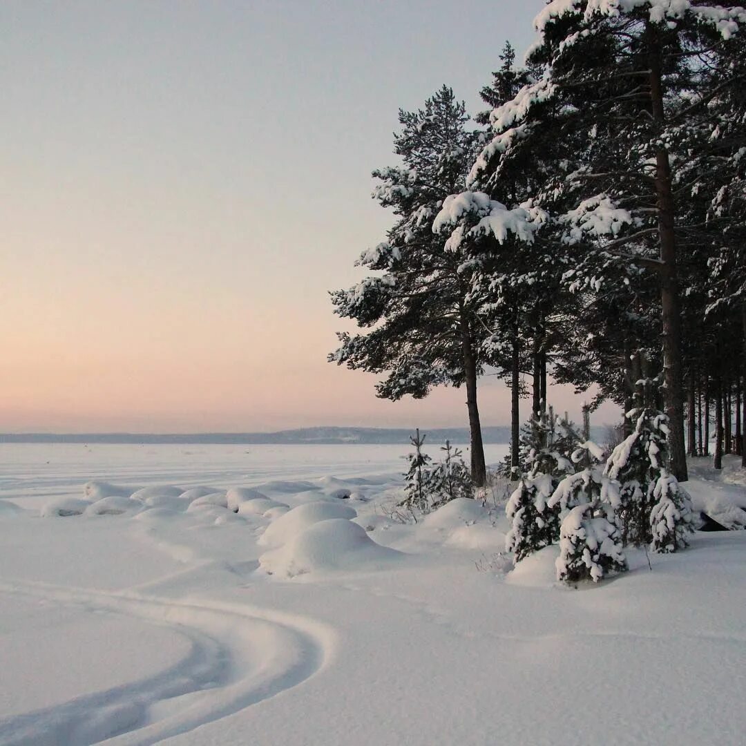 Онега зимой. Онежское озеро зима. Медвежьегорск природа зимой. Природа зима Онега. Онежское озеро зимой.