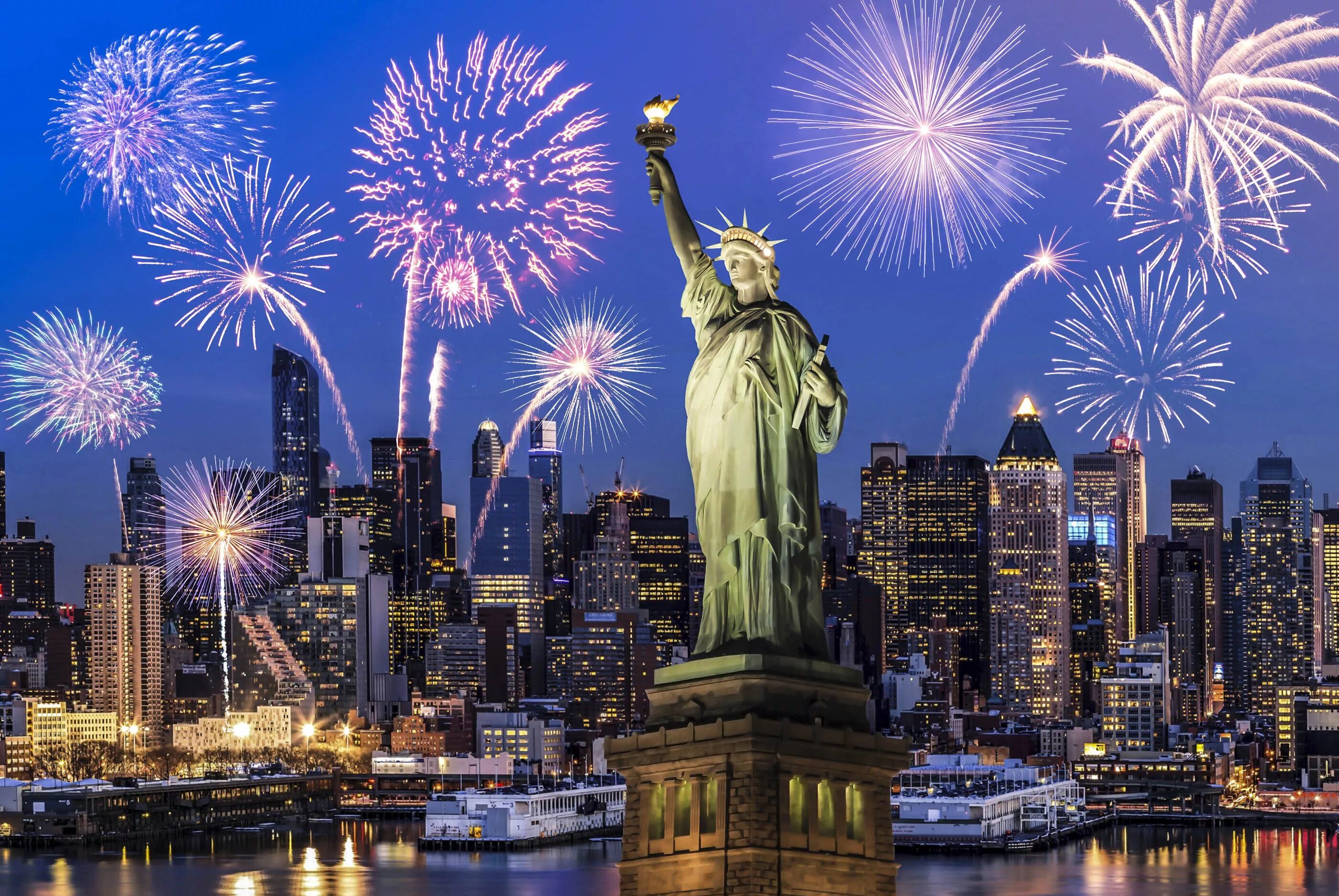 My live in new york. Штат Нью-Йорк статуя свободы. Статуя свободы Нью-Йорк 2022. Нью Йорк Манхеттен статуя свободы. Статуя свободы Нью-Йорк фото.