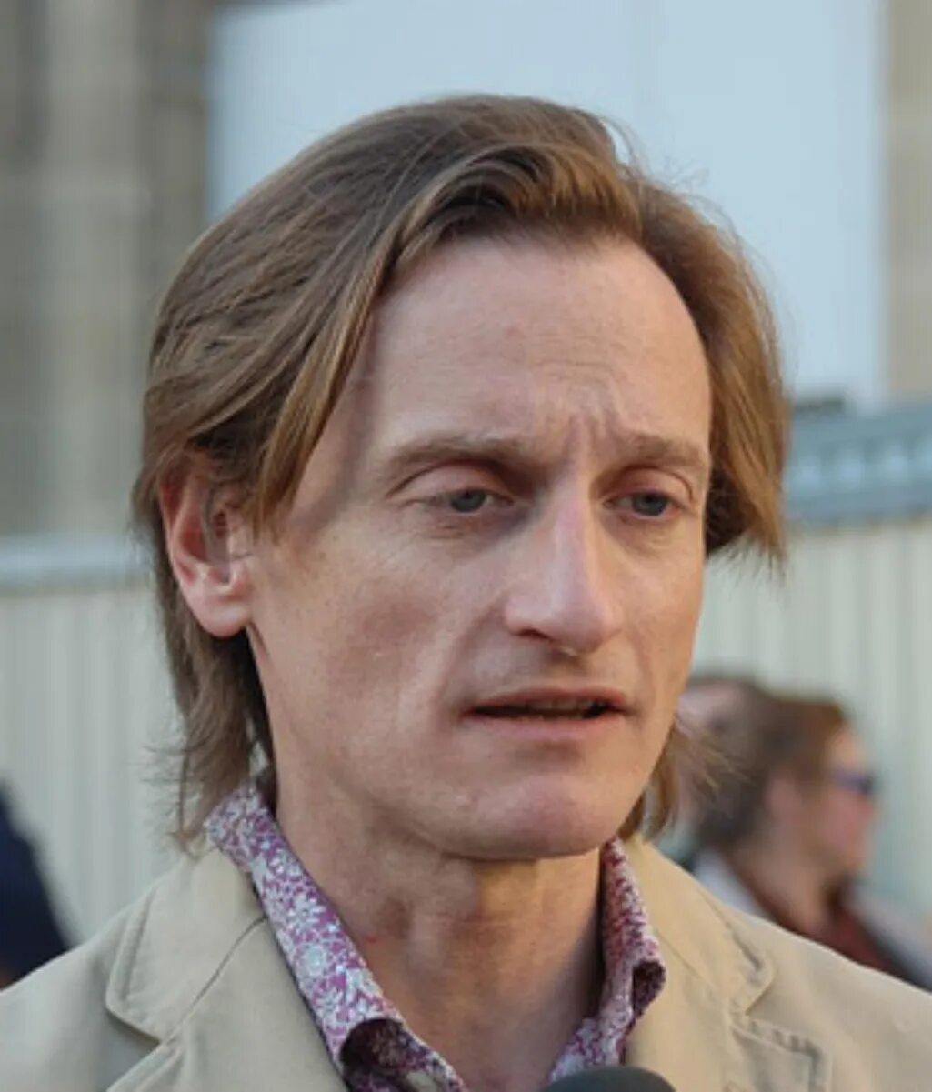 Хэмиш боулз личная жизнь. Hamish bowles. Hamish bowles. Хэмиш баденох. Хэмиш боулз.