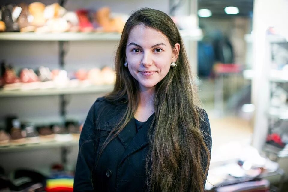 фамилия ульяновск магазин. логотип косметики. The face shop. касса самообслуживания перекресток. оплата по биометрии в пятерочке.