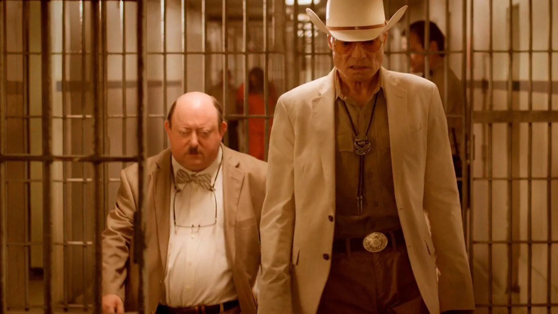 Человеческая многоножка 3. Человеческая многонржка2. Человеческая многоножка 3 фильм. Человеческая многоножка фильм. Человек сороконожка фильм.