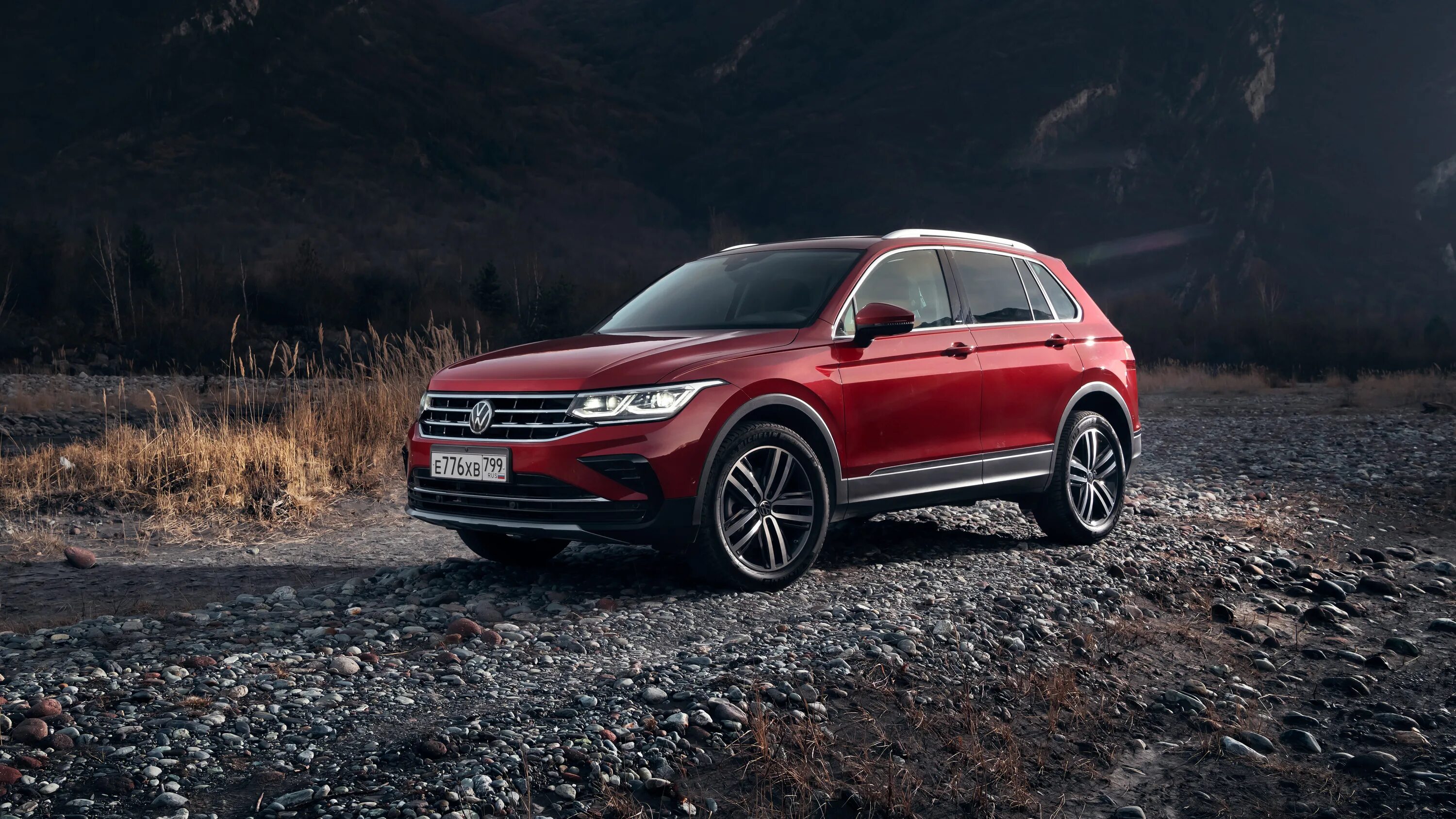 VW Tiguan 2021. Фольксваген Тигуан красный 2021. VW Tiguan 4. VW Tiguan 2023. Volkswagen motion