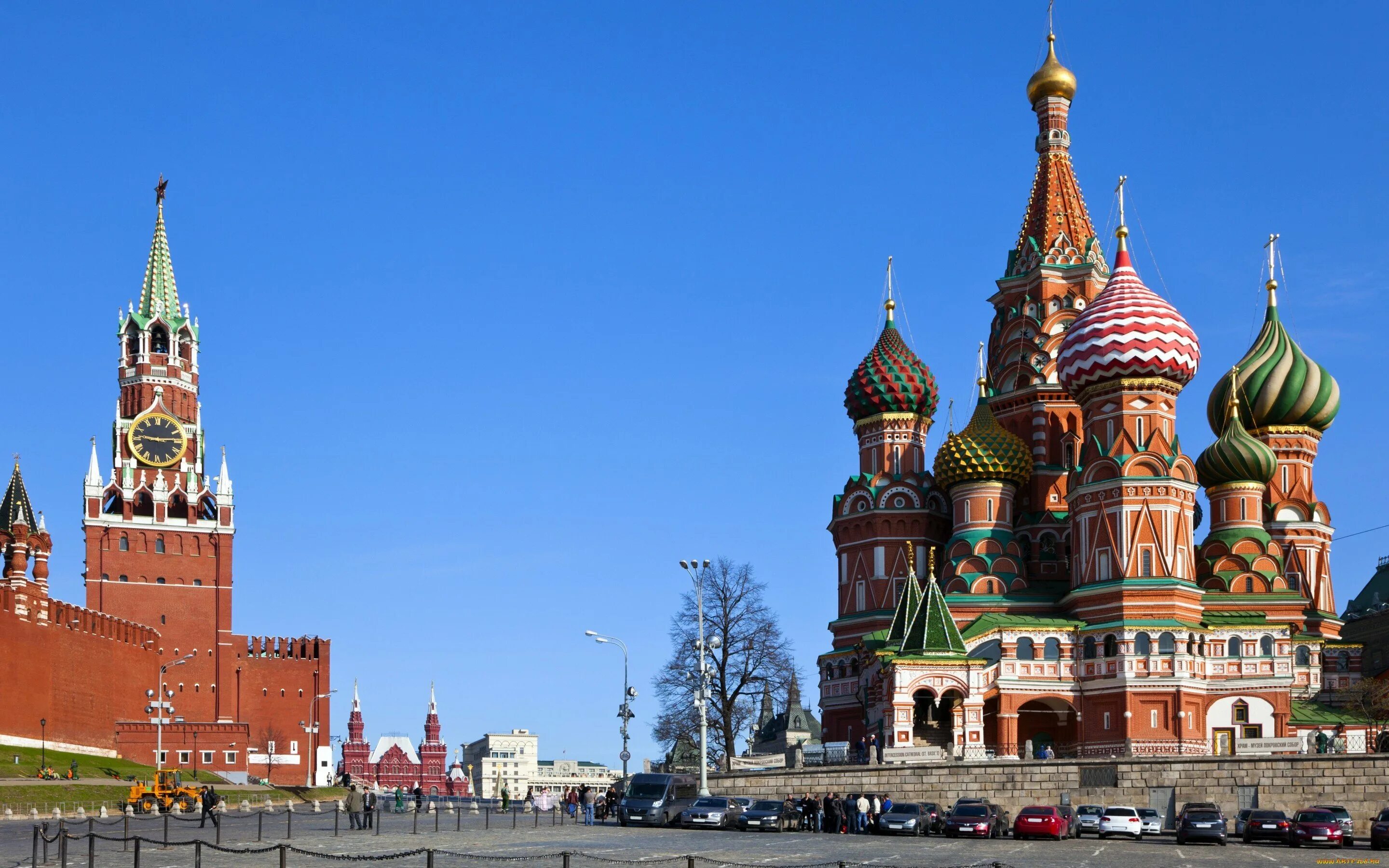 Страна меньше москвы. Храм Василия Блаженного Москва. Кремль и красная площадь и храм Василия Блаженного. Город Москва храм Василия Блаженного.