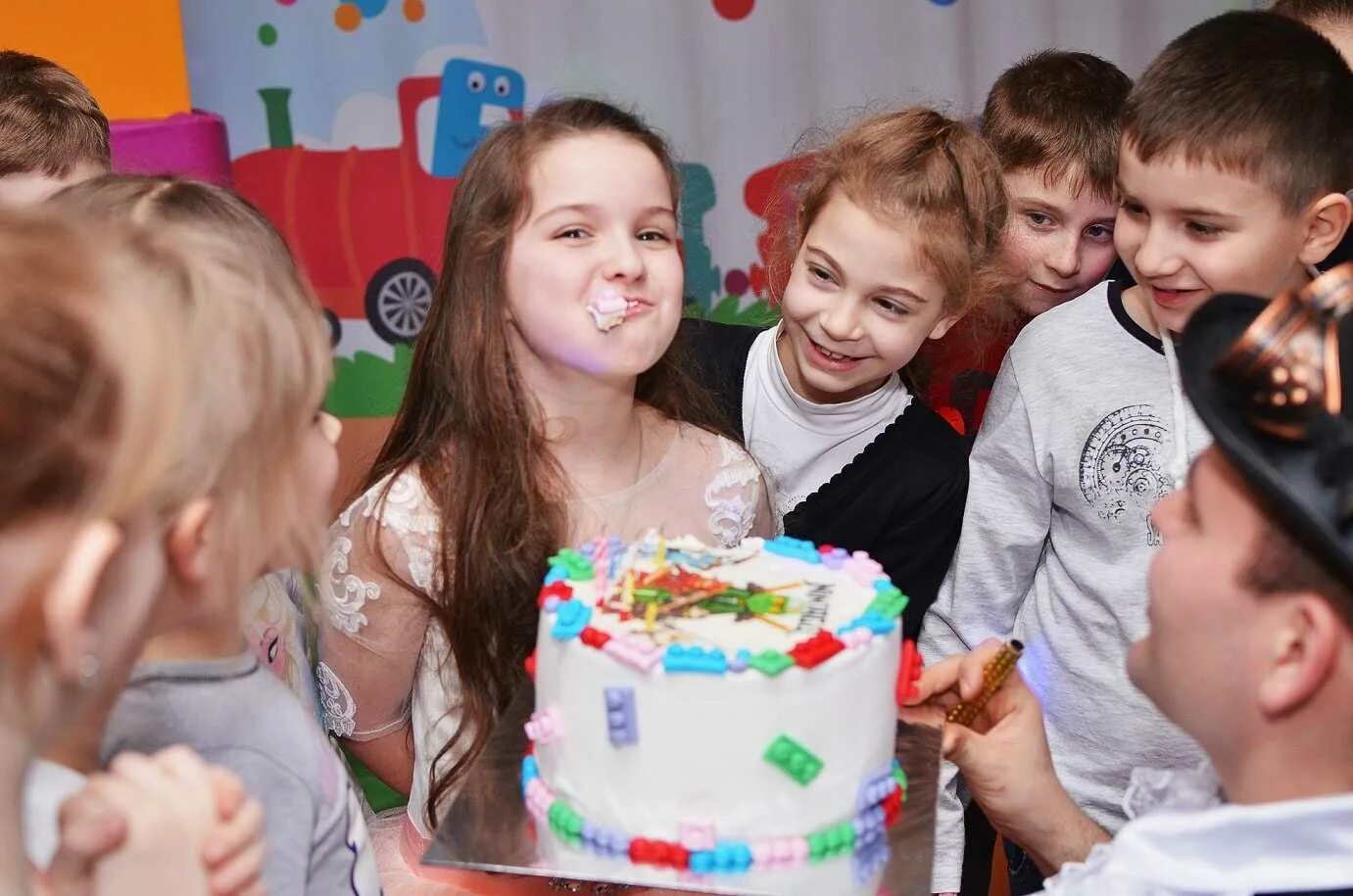 День детей конкурсы. Празднование дня рождения. С днём рождения ребёнку. Конкурсы на день рождения подростка. День рождения - детский праздник.