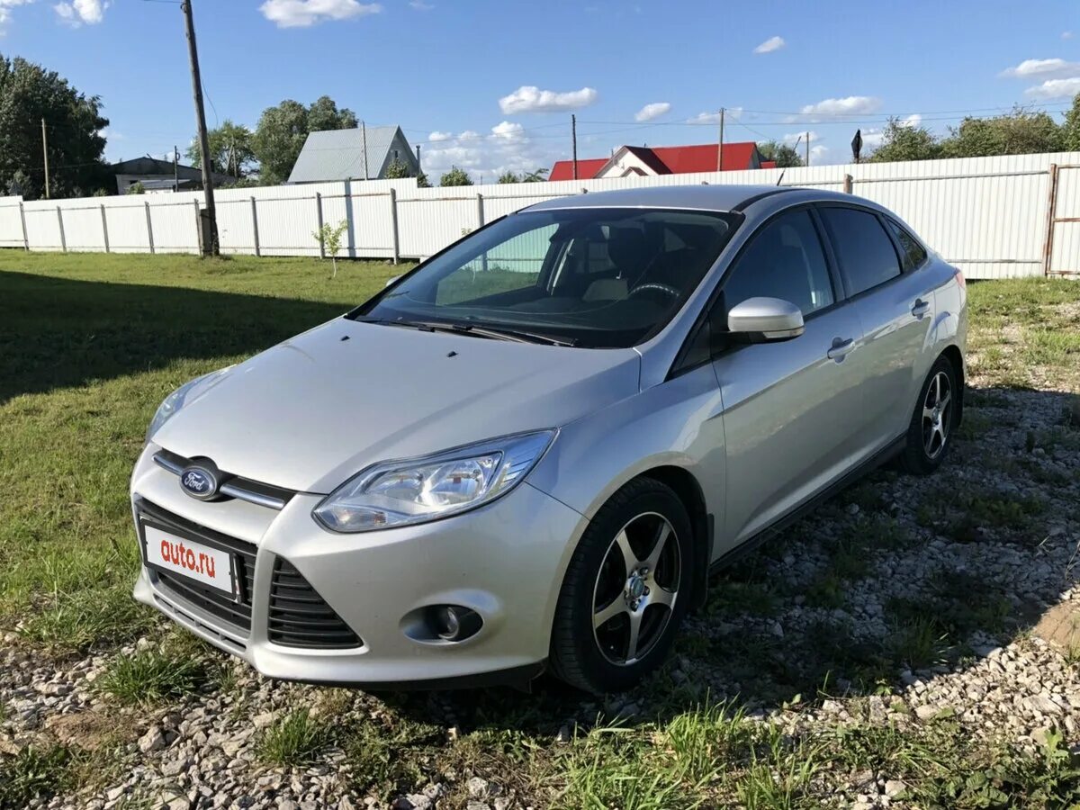 Форд фокус 2012 года седан. Форд фокус 1.6 2012. Ford Focus 2012 седан. Форд фокус 3 седан 2012. Ford Focus 3 2012 1.6.