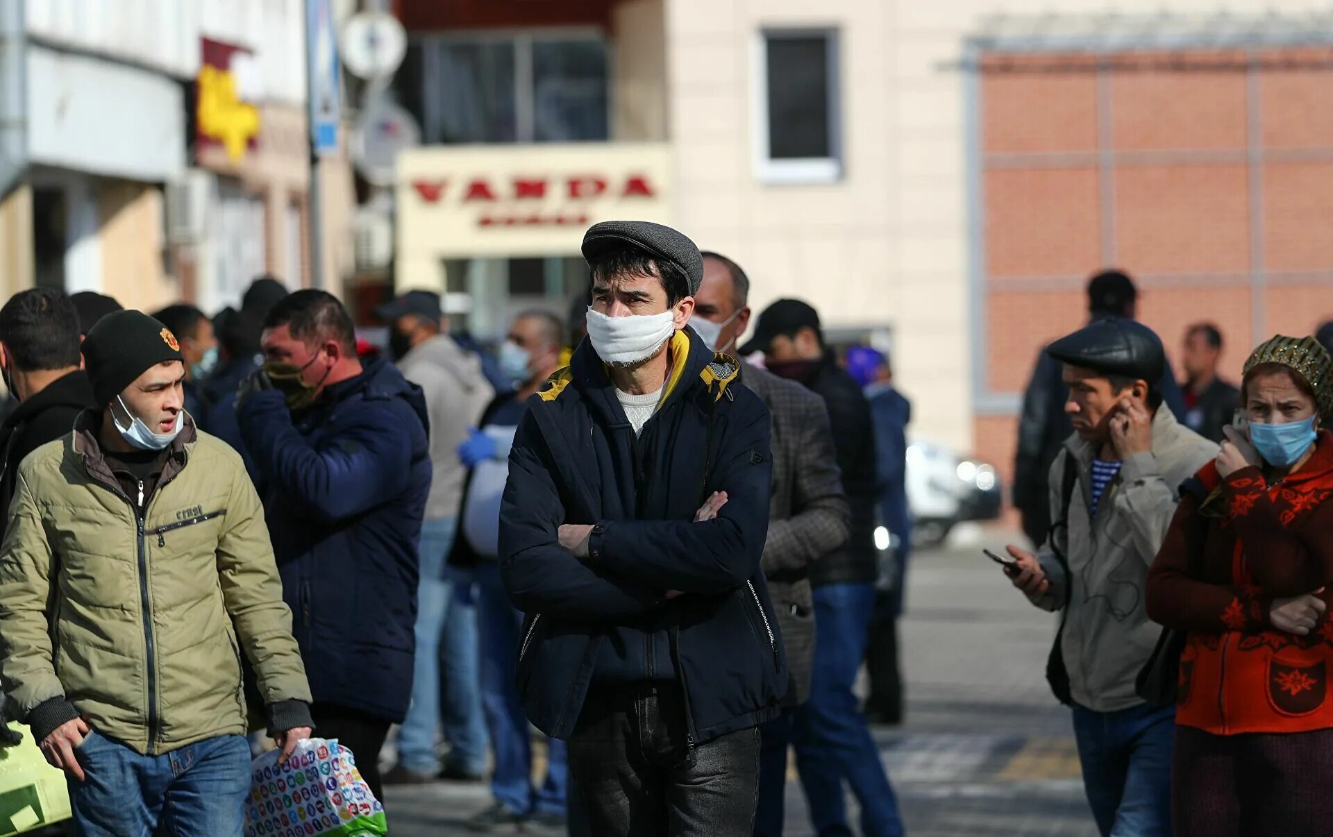 амнистия для мигрантов из таджикистана 2022. трудовые мигранты. мигрантам можно. мигранты в россии. мигранты кыргызы.