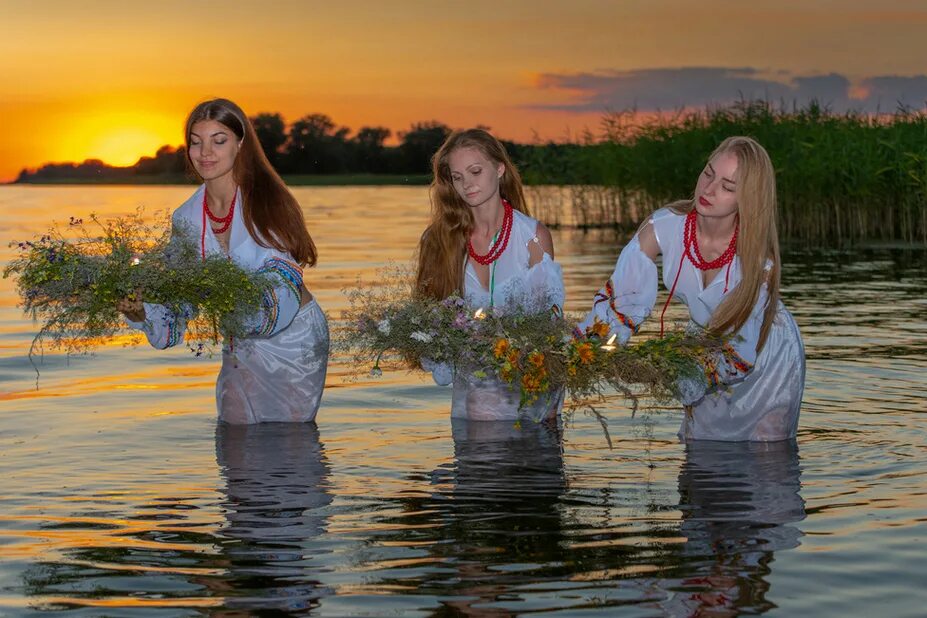 С праздником Ивана Купала. Праздник восточных славян Ивана Купала. Аграфена купальница. Как праздновать купало