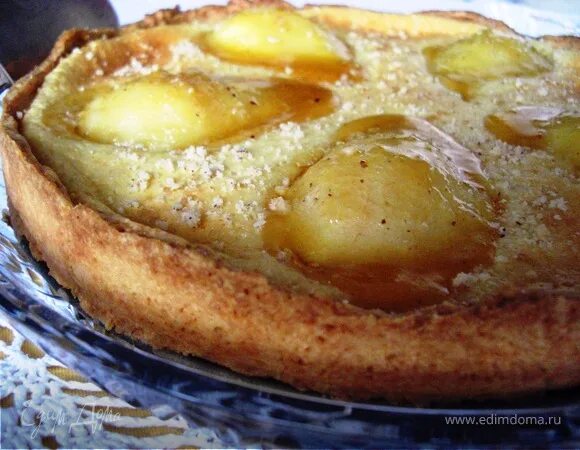 Миндальный пирог с грушей. Пирог пай грушевый. Пирог из груш рецепты с фото. Выпечка с грушей. Грушевый пирог перевертыш с карамелью.