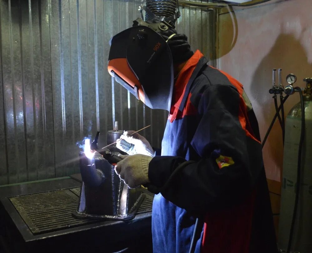 WORLDSKILLS Russia сварочные технологии. Кабина сварщика. Сварщик WORLDSKILLS. Сварочные технологии. Сварщик вакансии уфа