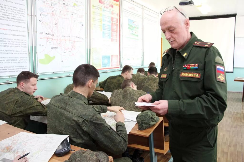 Учеба в военном училище выслуга лет. Учеба в военном училище выслуга лет