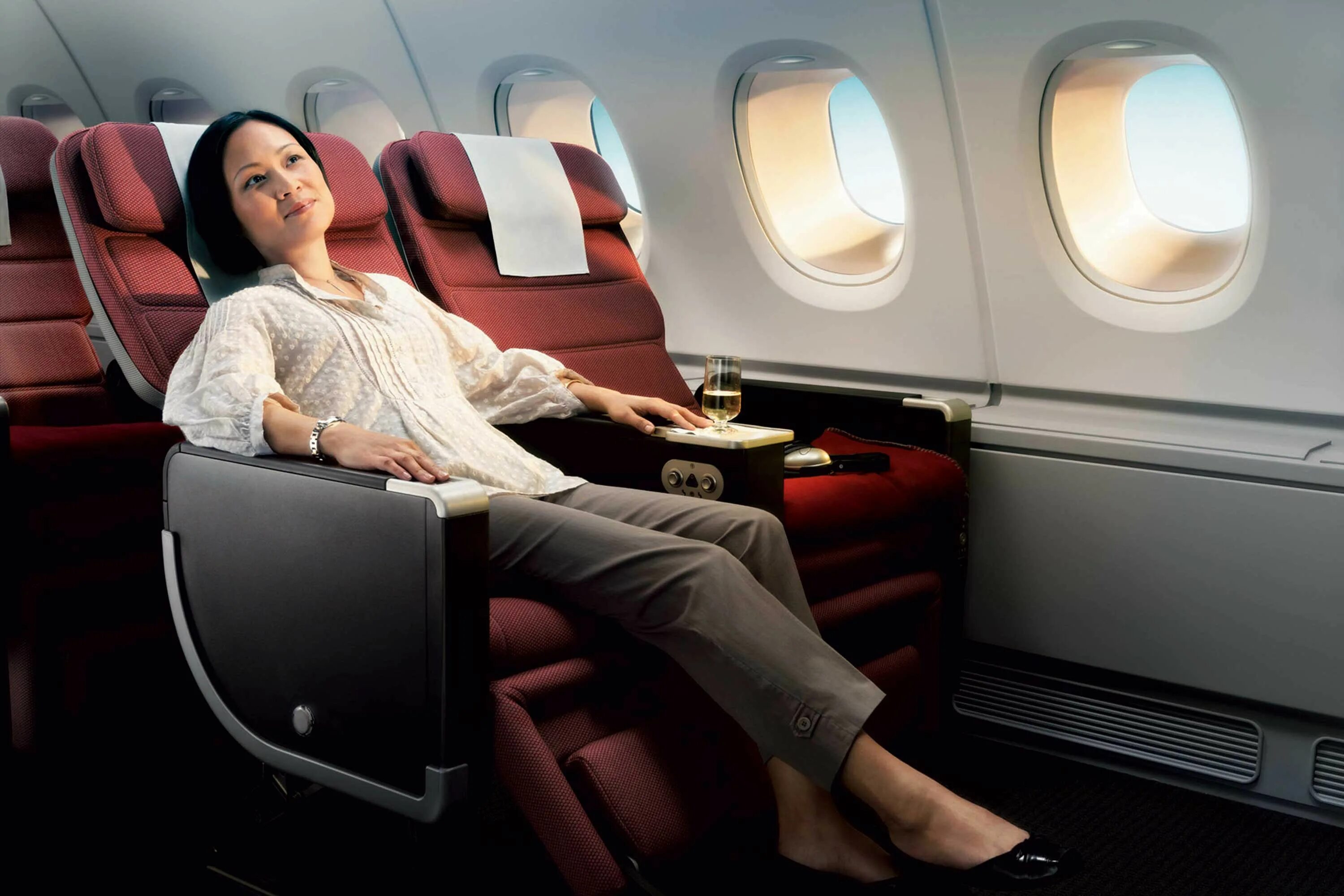 A380 Qantas салон. Qantas a380 Premium economy Seats. Qantas a380 Business class. Квантас Эйрлайнс.